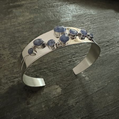 Faceted Tanzanite Cuff