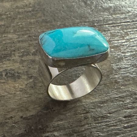 Cloudy Mountain Turquoise East West Ring