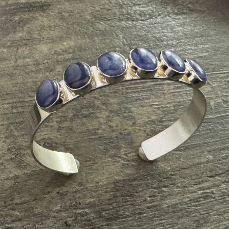 Tanzanite Oval Cuff