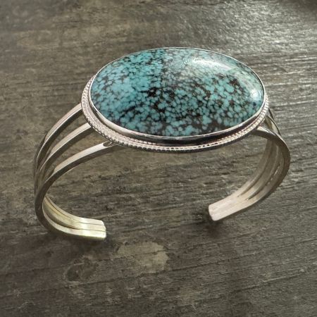 Hubei Spider Web Turquoise Cuff