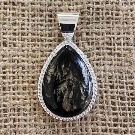 Golden Seraphinite Tear Drop Pendant