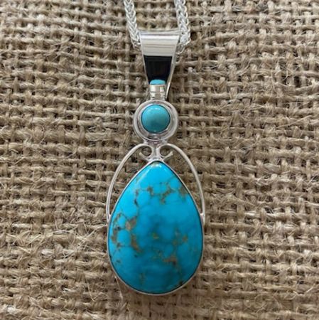 Kingman and Campitos Turquoise Pendant and Chain Necklace