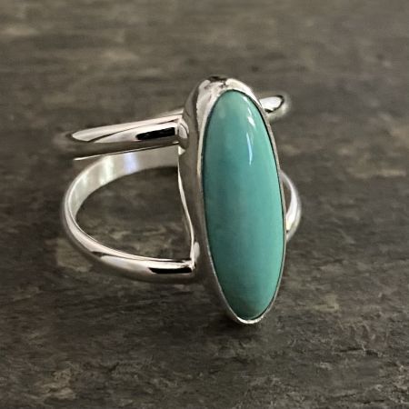 Green Anhui Small Oval Ring