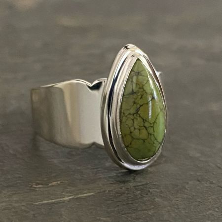 Green Turquoise Tear Drop Ring - Size 9